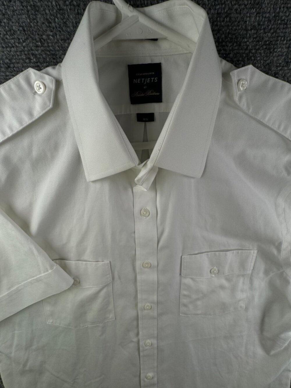 Brooks Brothers Netjets Aviator Flying Button Up Short Sleeve White 16.5 Pilot